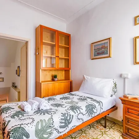 Pisa Airport Comfy Apartment - Private Parking Exterior photo